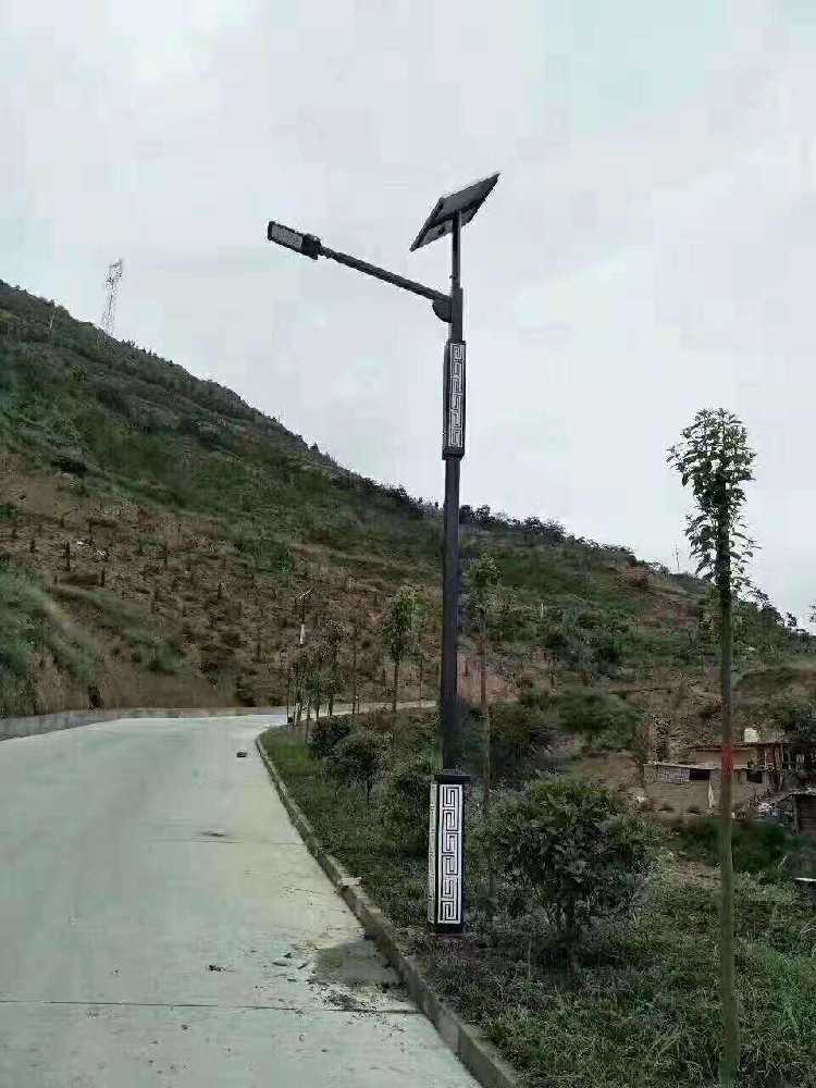 灯塔市仿古太阳能路灯